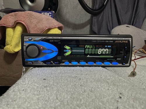 Alpine cda 7965 player in - cd,
