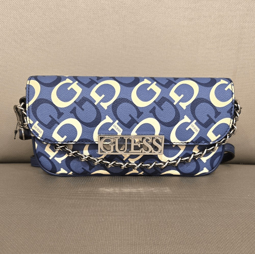 New guess logo crossbody - new,