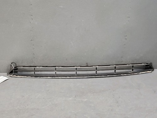Grille supérieure pare choc