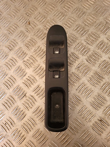 Bouton commande lève - , vitre