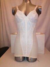 Gaine Corset Charmode par Sears Blanc T 36 B-C Vintage de 1958 a 1962