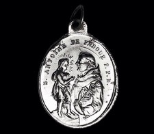 Magnifique médaille saint - médaille, de