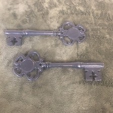 Set Of 2 Wrought Iron Keys