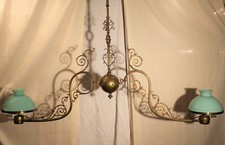 Ancien et grand lustre de billard à deux opalines vertes XIX ème siècle