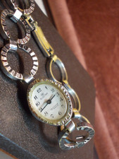Montre ELECTRA femme à pile