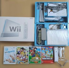 Nintendo Wii Lot Console
