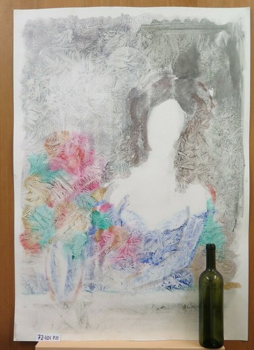 Figure féminine avec fleurs - figure,