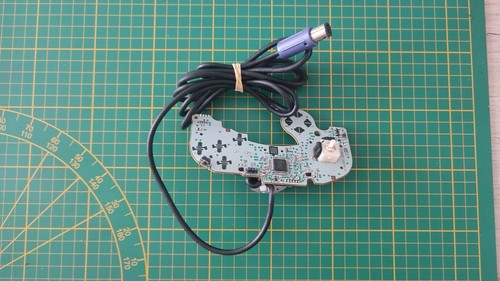 Carte mère avec câble