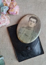 ANCIEN MIROIR DE POCHE photo glacoide DANS ETUI SOLDAT 1900
