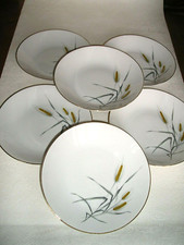 6 assiettes creuses  -