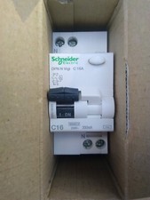 1 disjoncteur différentiel DPN N Schneider 16A 300mA courbe C type AC A9N19685