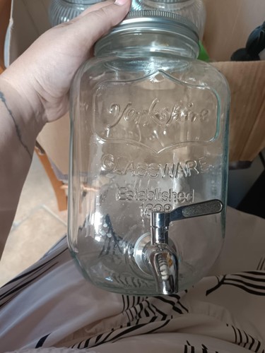 Fontaine boissons verre - en,