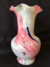 Vase en verre à corolle Clichy, dominante rose fin XIXe - début XXe siècle