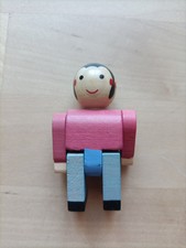 Jeujura , Personnage maison