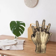 Résine moderne mains