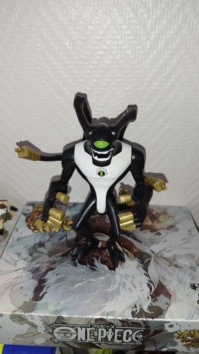 Figurine ben feedback - 10, alien