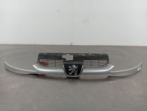 9628934280 grille gauche capot