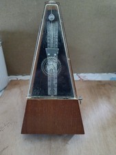 Ancien Métronome Made in German Démocratic Republic Vintages fonctionne