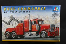 XW075 ITALERI 1/24 maquette camion levage 794 Road Commander US Wrecking Truck