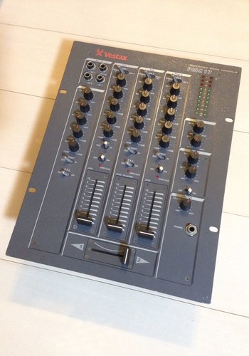 Table mixage vestax - de,