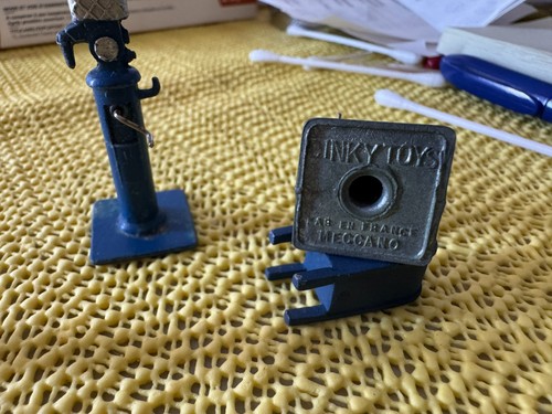 Dinky toys pompe a - 1/50,