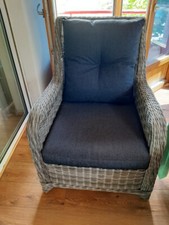 Salon de jardin en rotin tressé