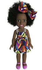 Jolie poupée des Iles au beau sourire. 35 cm. Noire. Sans marque.  