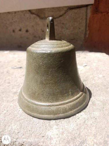 Ancienne cloche bronze - ancienne,