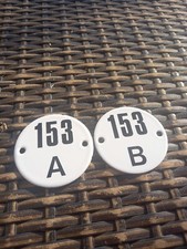 lot de 2 anciennes plaques émaillées numéros 153 A 153 B Indicateurs Lignes RATP