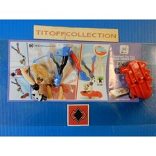 1 Figurine Kinder  dc super