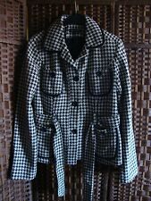 veste courte hiver noir et