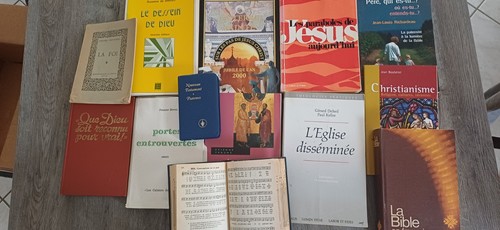 Lot livres religieux - 13,