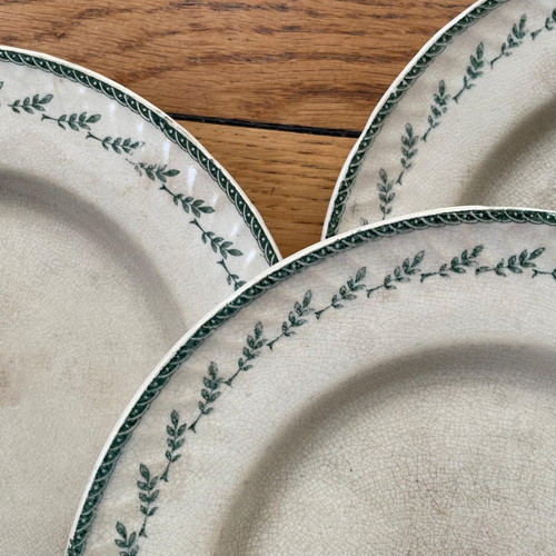 Lot large plates - of, gien