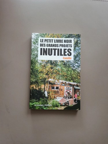 Petit livre noir - petit,