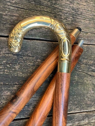 Ancien bâton marche - bâton, en
