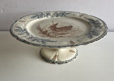 Assiette céramique sur pied HBC Choisy le Roi Style Louis XIII "La barque"