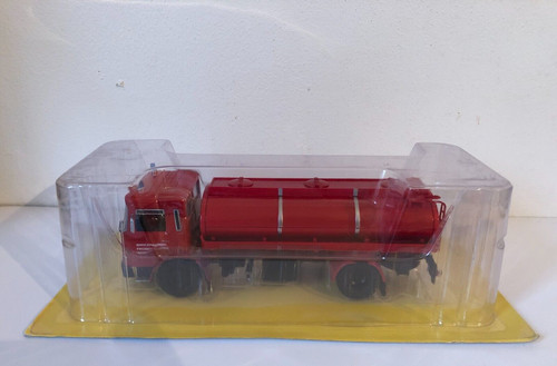 Camion pompier hachette 23 - camion, n°23