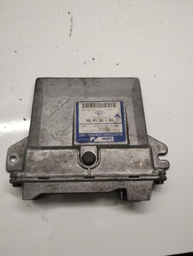 Calculateur moteur renault - calculateur,