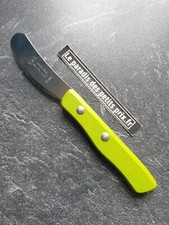 1 couteau à beurre, tartineur