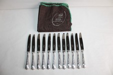 12 couteaux à dessert