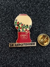 Pin's Pins Pin Enamel 40 DIVERS  Distributeur De Chewing-gum "LA GADGETOMANIE" 