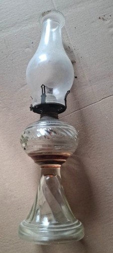 Lampe huile verre - à,