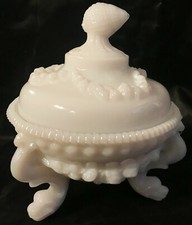 BONBONNIERE BARBOTINE OPALINE DE FOIRE BLANCHE