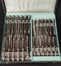 12 Grand Couteaux De Table Et