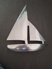 voilier en aluminium chromé