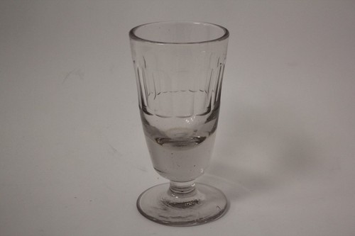 Ancien verre absinthe - à,
