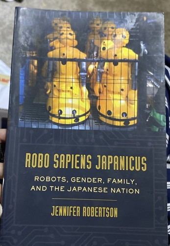 Robo sapiens japanicus - robo,