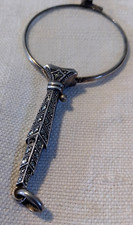 JOLIS BINOCLES OU FACE A MAIN