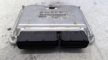 Calculateur moteur audi 2 - moteur,