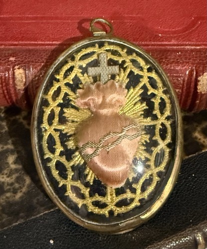 Reliquaire ancien cœur rose - reliquaire,